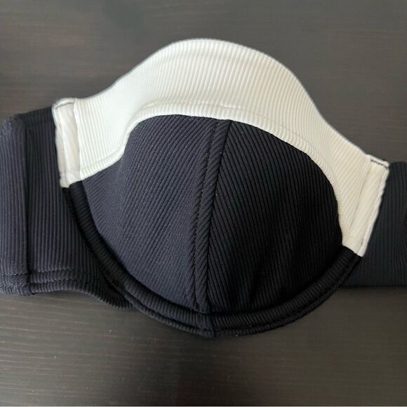 Volcom Bra Top Womens XS Black White Simply Rib Bandeau Bikini Swim - Picture 2 of 7